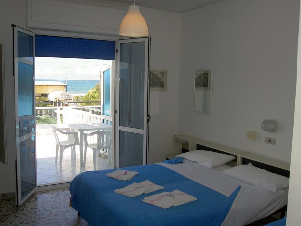 Baia Del Sole Hotell Paestum Rum bild